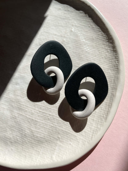 Zoey Link Earrings Black & White Granite